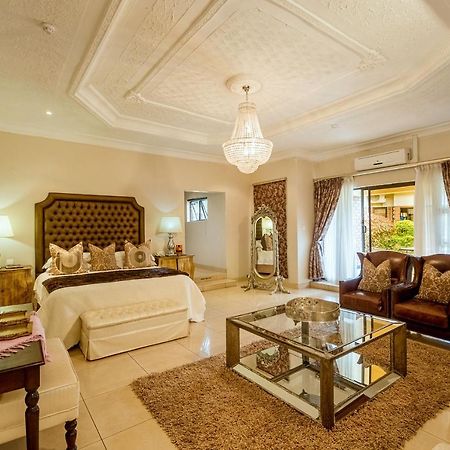 The Victoria Falls Deluxe Suites Kültér fotó