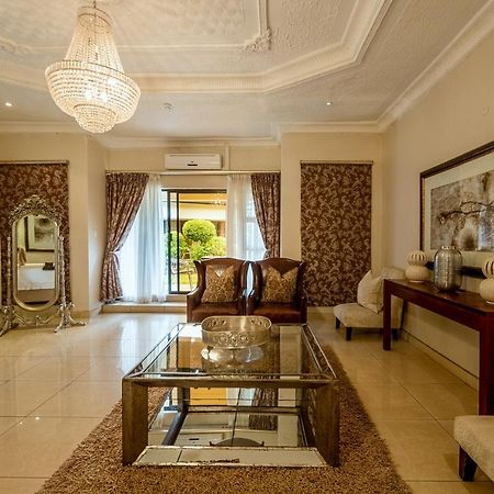 The Victoria Falls Deluxe Suites Kültér fotó