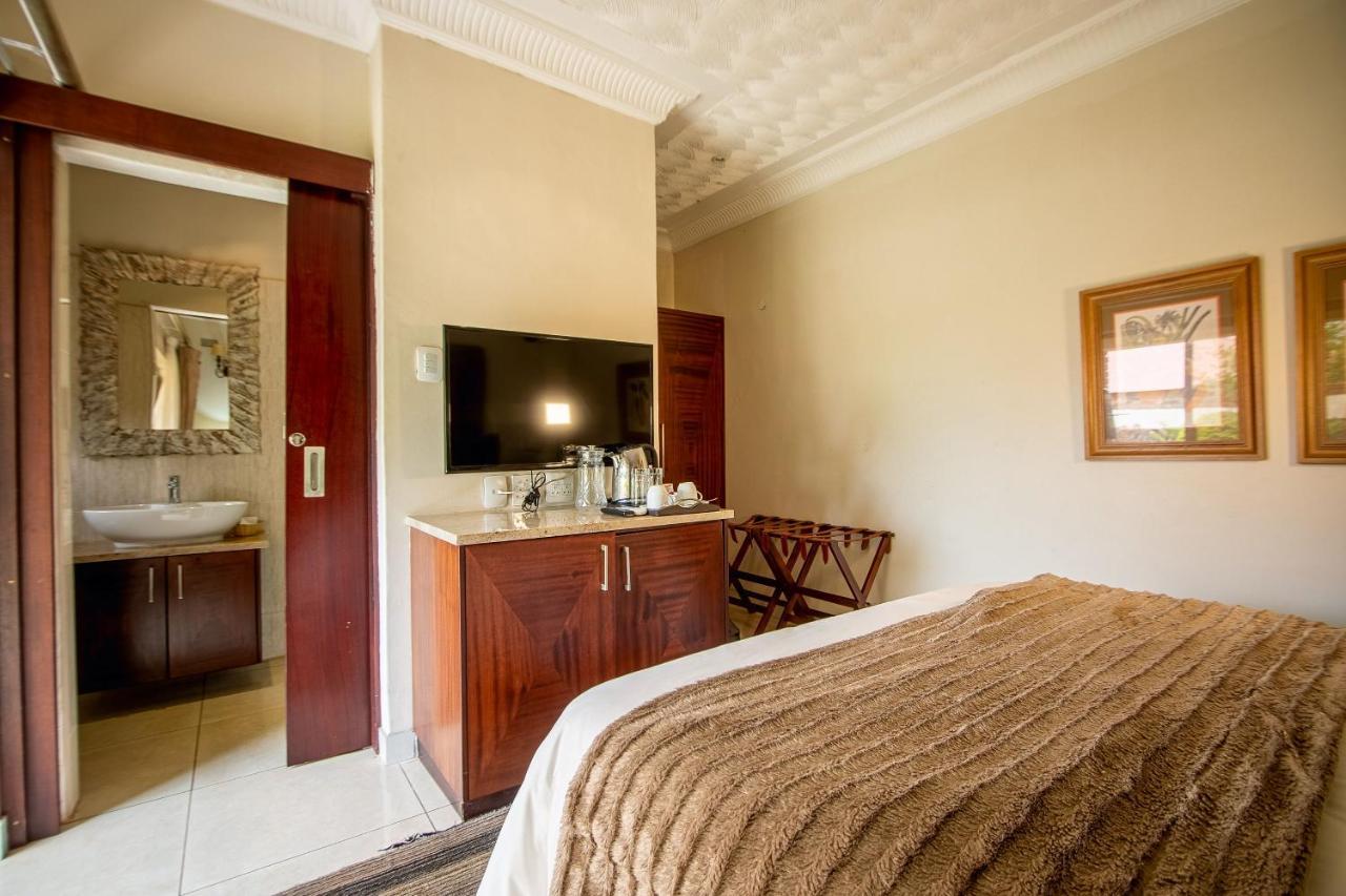 The Victoria Falls Deluxe Suites Kültér fotó
