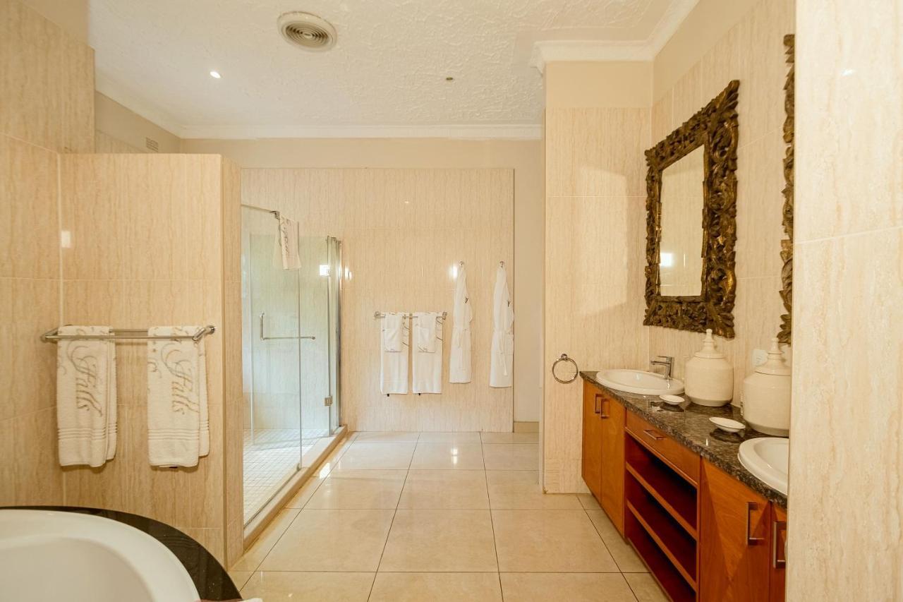 The Victoria Falls Deluxe Suites Kültér fotó