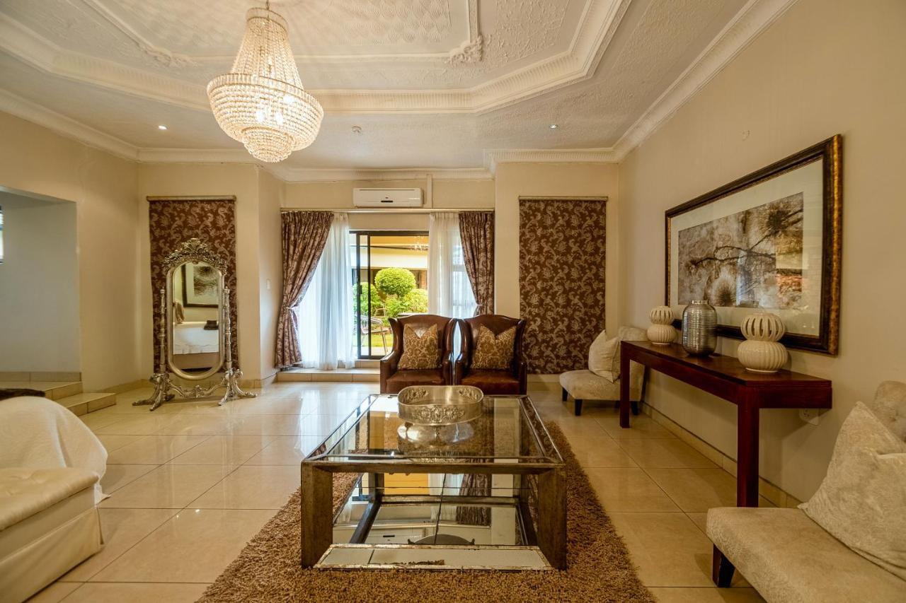 The Victoria Falls Deluxe Suites Kültér fotó