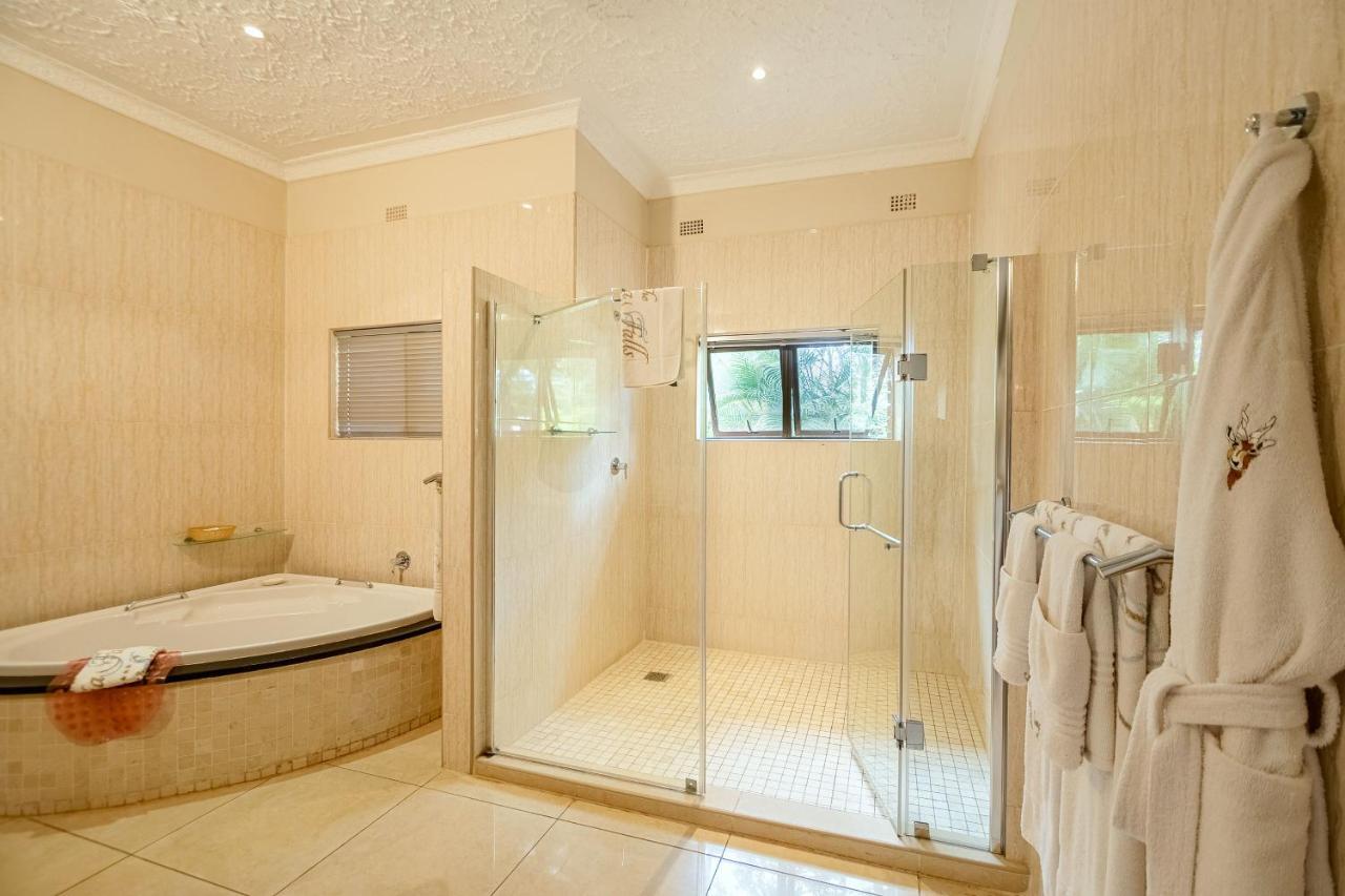 The Victoria Falls Deluxe Suites Kültér fotó