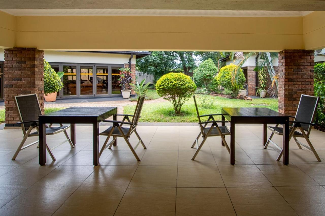 The Victoria Falls Deluxe Suites Kültér fotó