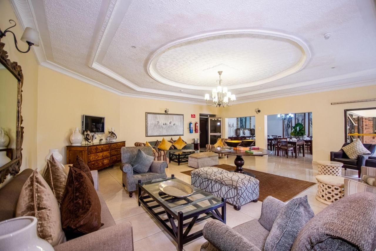 The Victoria Falls Deluxe Suites Kültér fotó