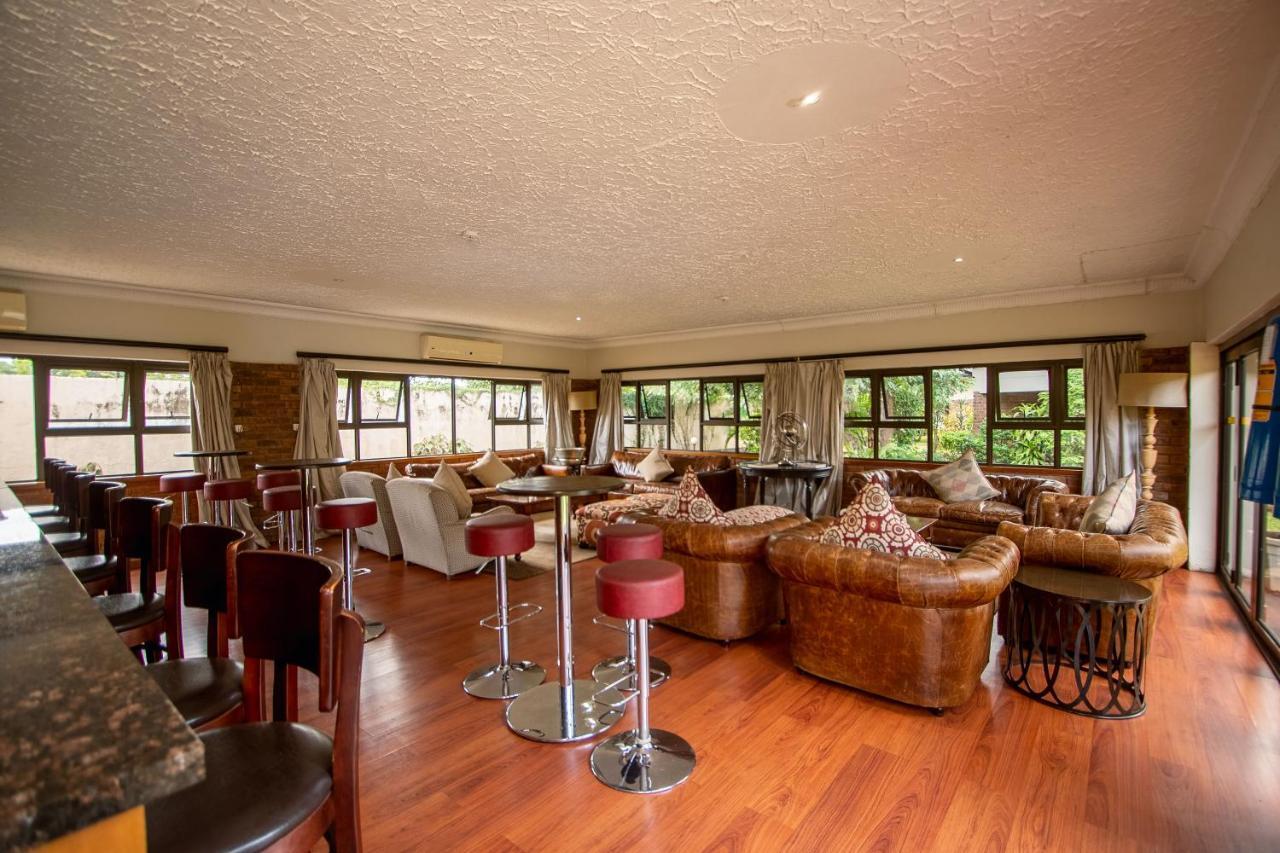 The Victoria Falls Deluxe Suites Kültér fotó